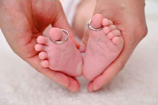 嘉峪关宝宝肚脐凸起怎么回事